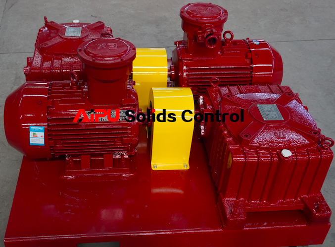 Horizontal mud agitators