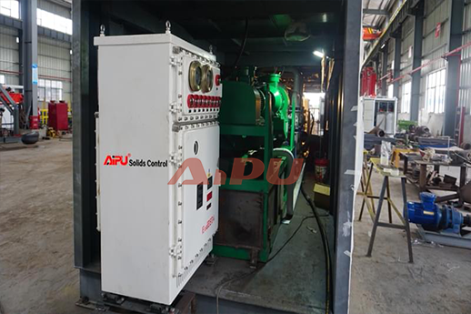 Treatment System For Sludge With Oil
