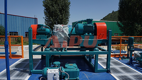 What is a mud decanter centrifuge? Its applications, components, features, daily maintenance, and co