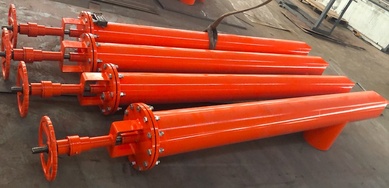 Oil drilling mud tank valves