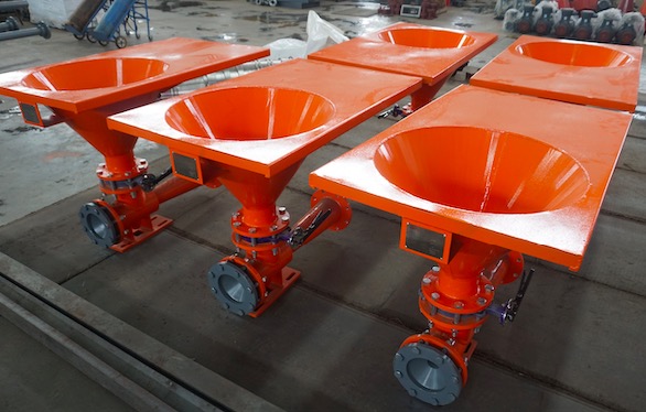 Mud mixing venturi hopper