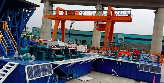 Fluids system delivered to oil rig facility