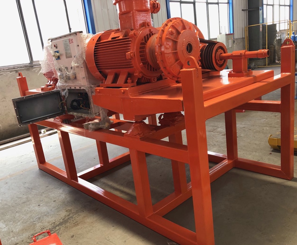 Decanter centrifuge under final process
