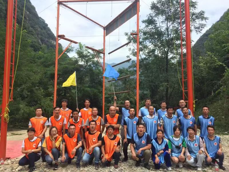 AIPU Solids Team-building in Qinling area