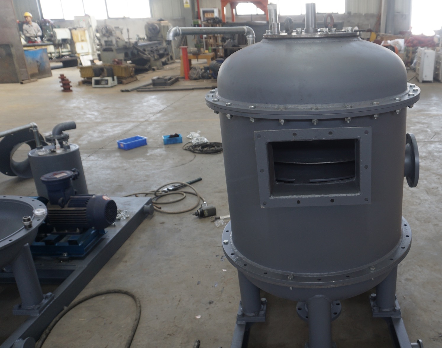 Vacuum degassers under final procedure