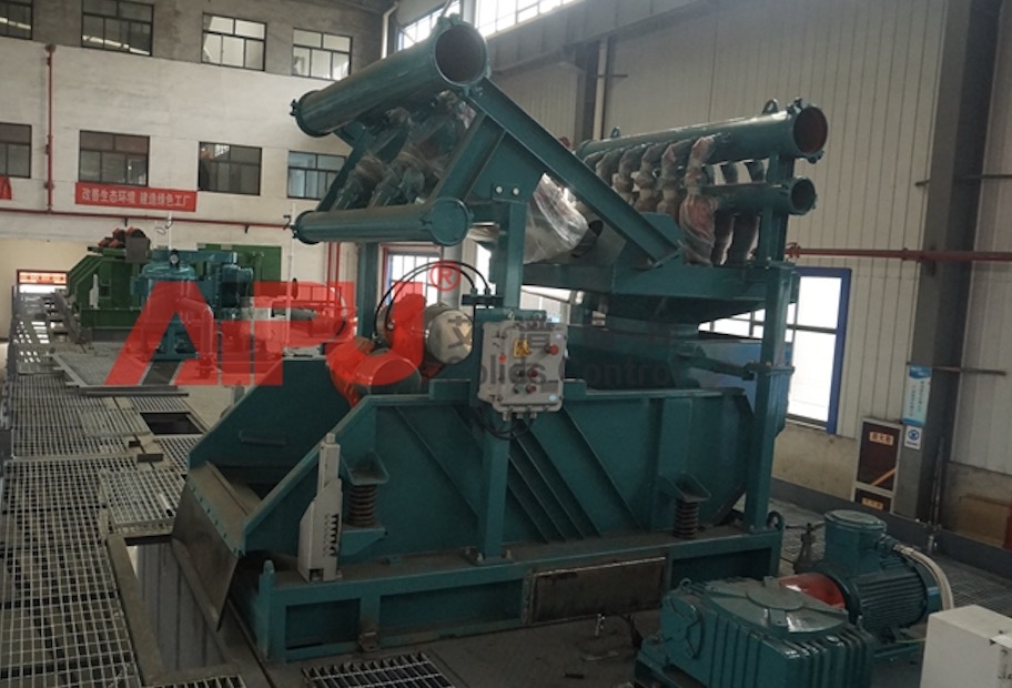 Oil rig solids control
