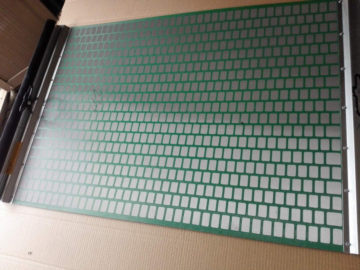 Shaker screen