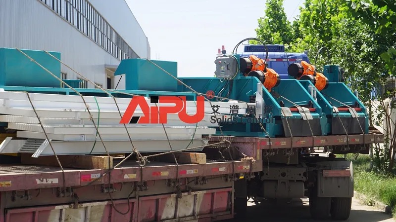 Solids control shaker for CBM mud system